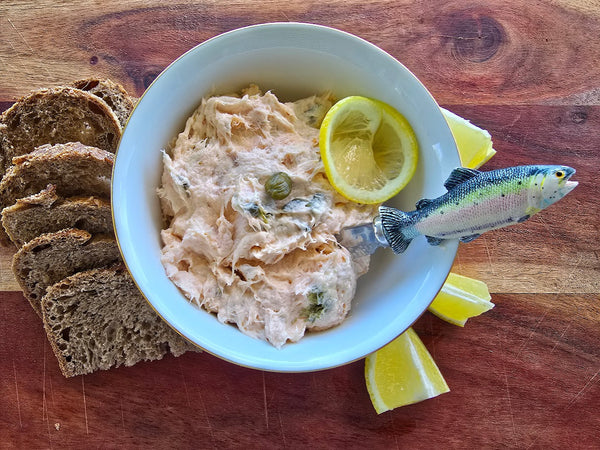 Smoked Salmon Pâté with Lemon & Capers – Quick & Zesty